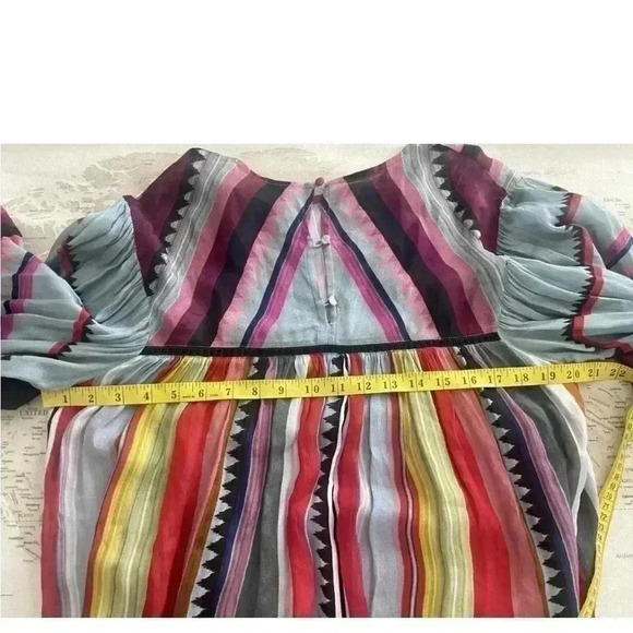 blank.London M Blouse HSA Shipped via USPS - Picture 10 of 10